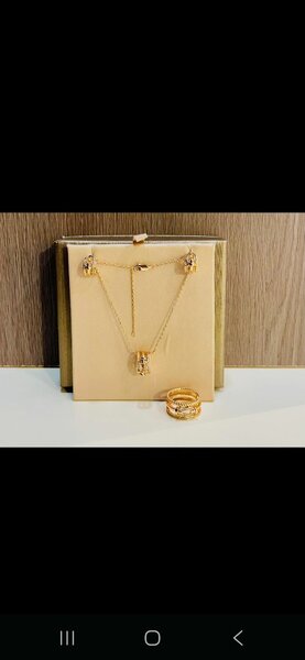 Bijoux de luxe en ensemble