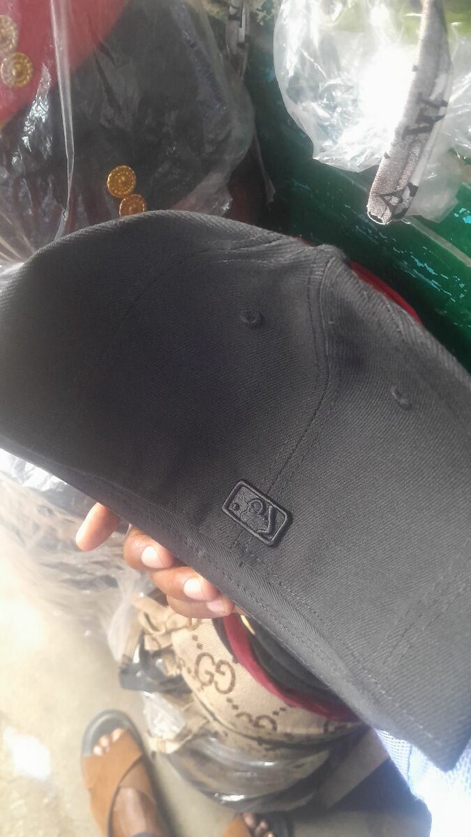 Casquette noire sportive