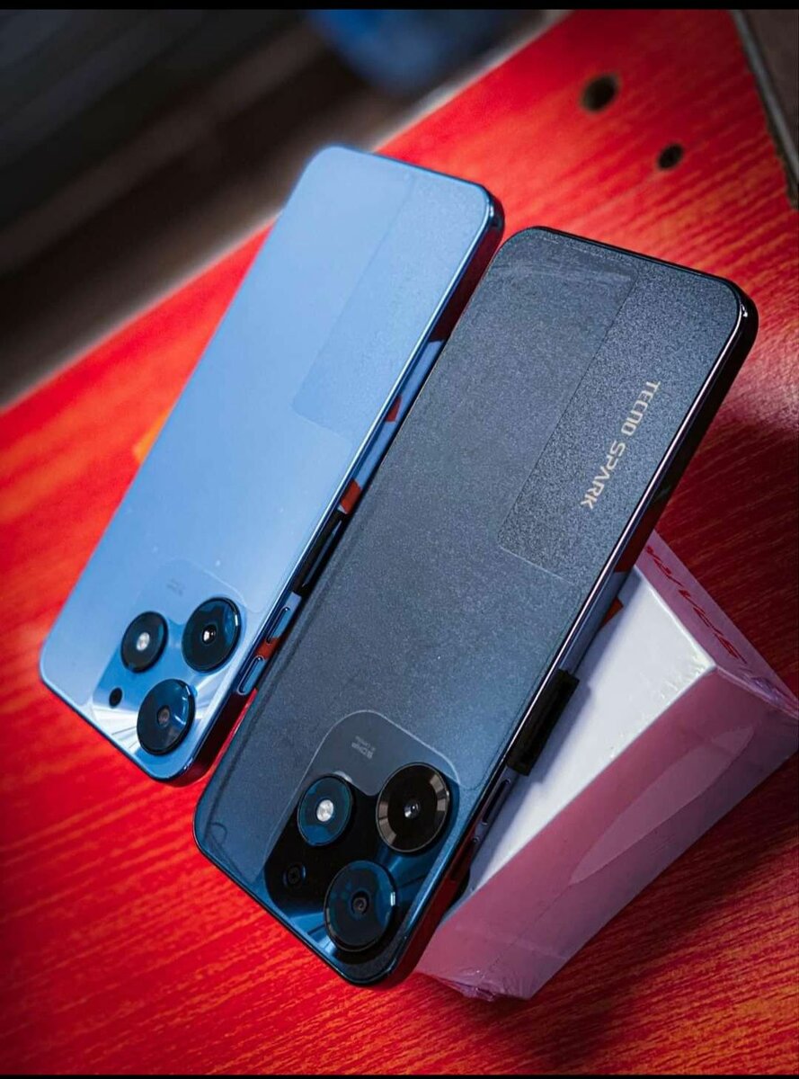 TECNO SPARK (10 PRO) 256GB 8GB RAM Première copie conforme