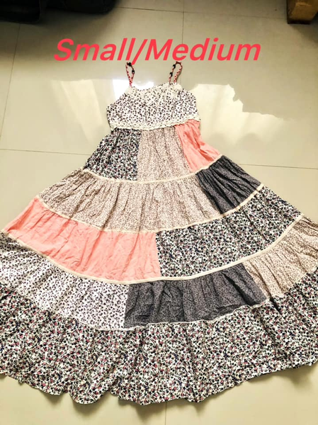 Robe blanc rose noir