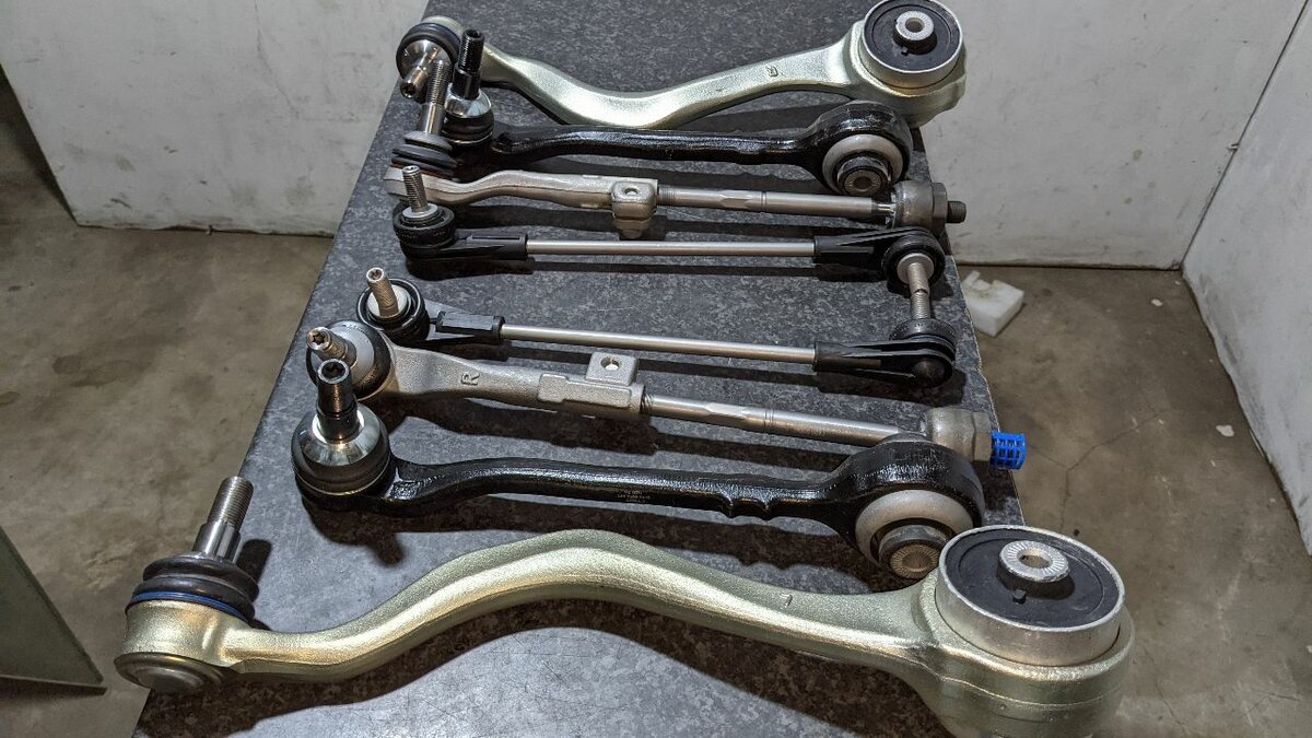 BMW iX3 & BMW iX4 2025 year