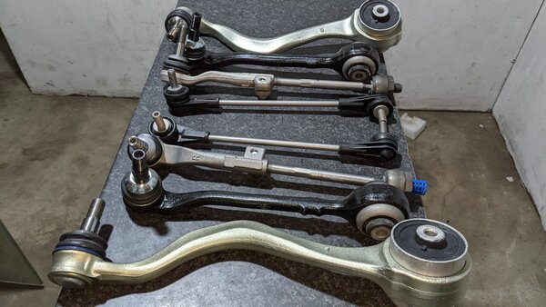 BMW iX3 & BMW iX4 2025 year