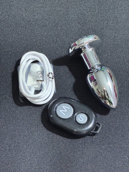 Plug anal vibrant télécommande