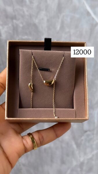 Collier en or élégant