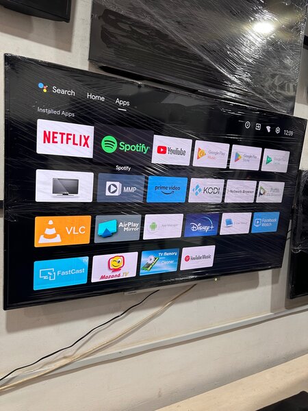 60inches full digital satellite android 4k Toshiba tv