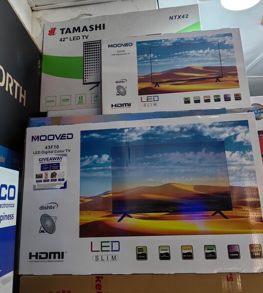 Mooved 43 inches LED tv digital satellite