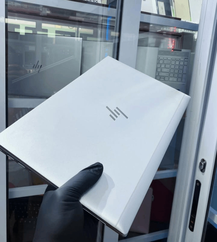 Hp elitebook 845 G7 Ryzen 5 pro 16gb