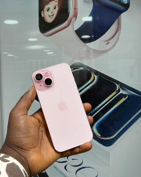 iPhone rose dernier modèle