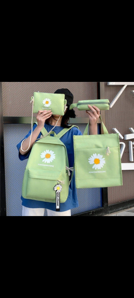 Sac à dos tendance avec pochettes