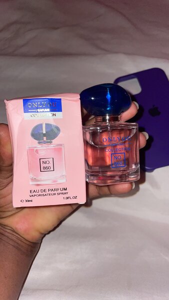 Parfum Féminin Élégant