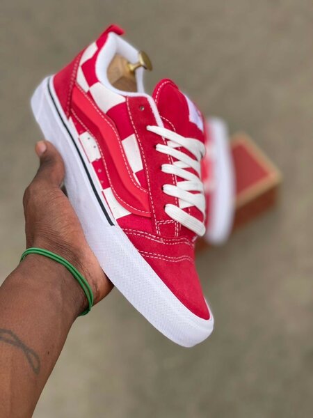 Vans knu skool