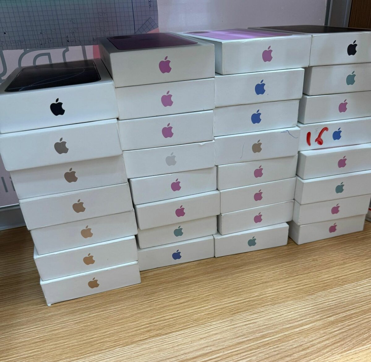 iPhone 16 128gb neuf scellé