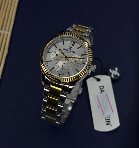 часы женские белые