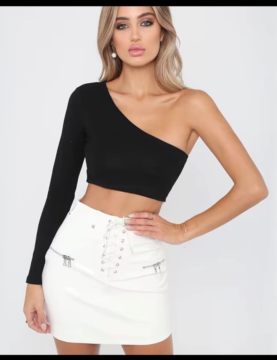 Lot de trois hauts féminins