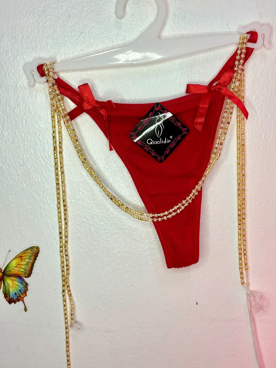 String sexy avec perles