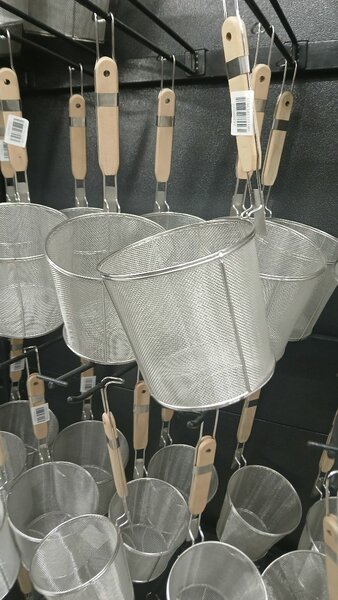 Panier à friture en acier