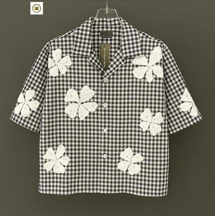 Chemises à motifs floraux