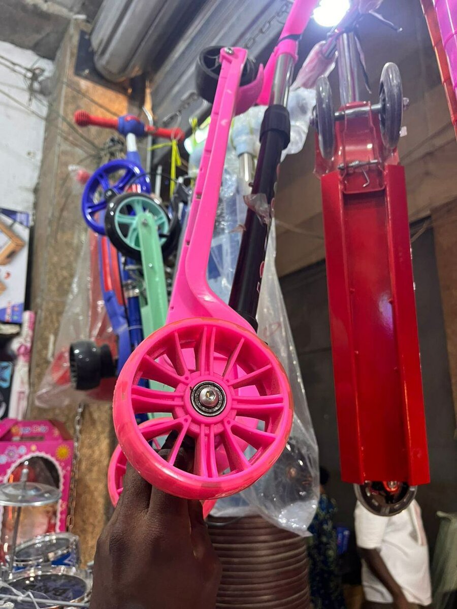 Trottinette Enfant Rose