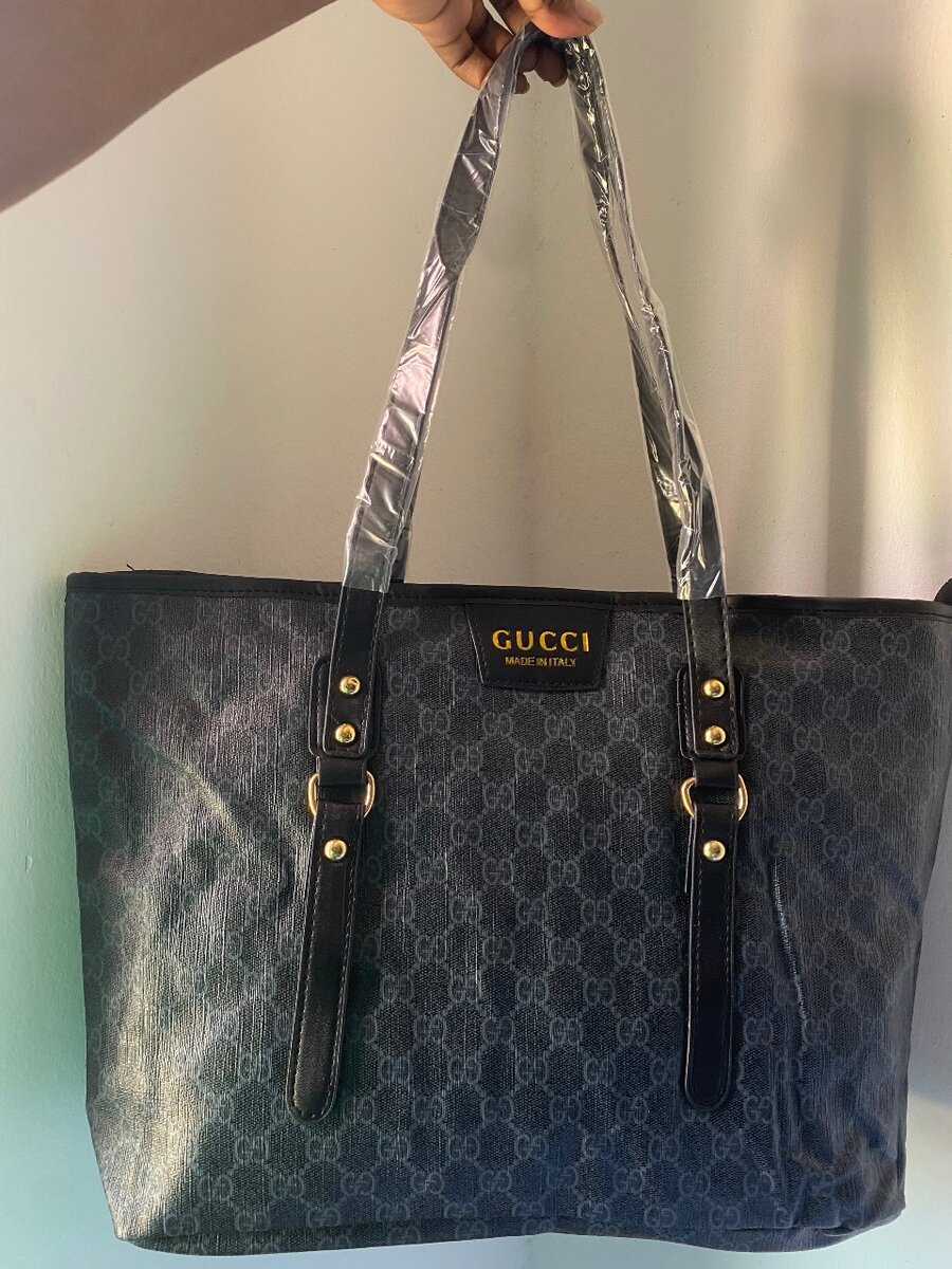 Black Gucci never full bag