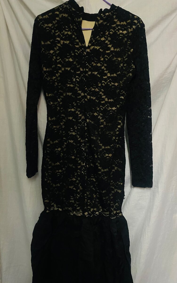 Robe élégante en dentelle noire