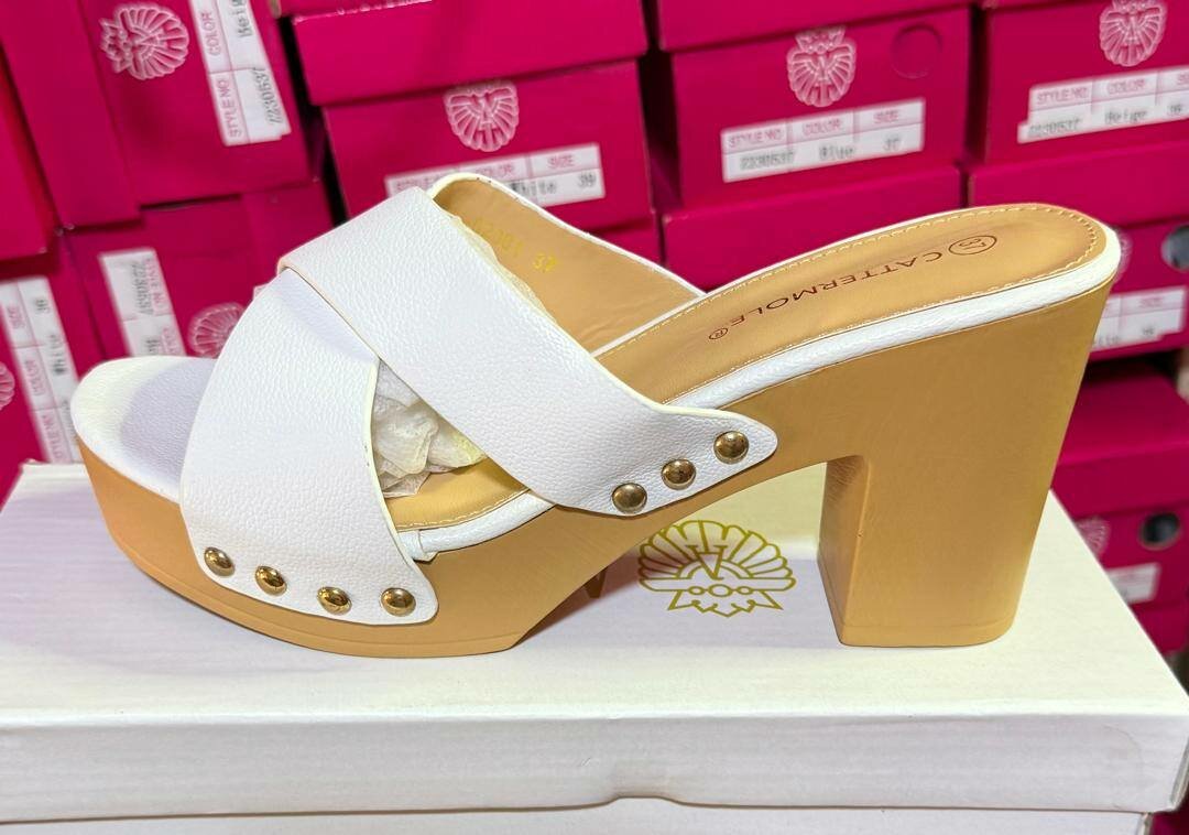 Mules à talons élégants pour femme