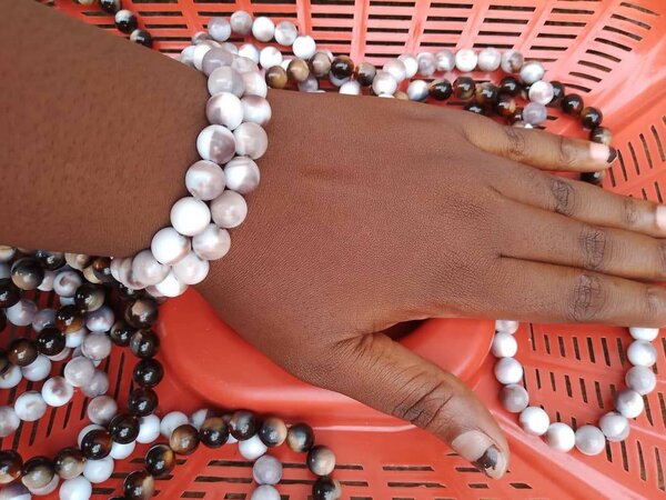 Bracelet en perles naturelles