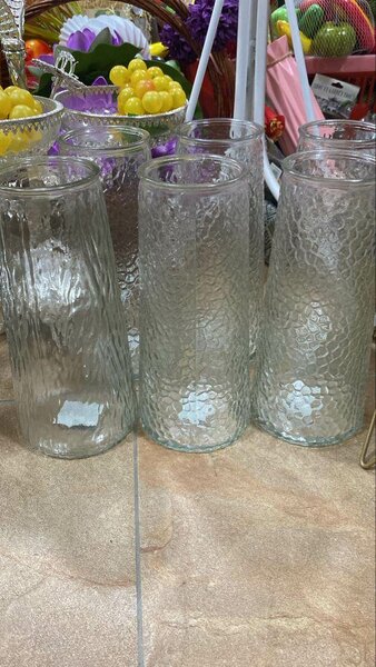 Vases en verre texturé