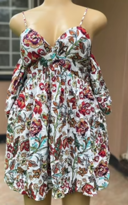 Elegant women's dress size M 