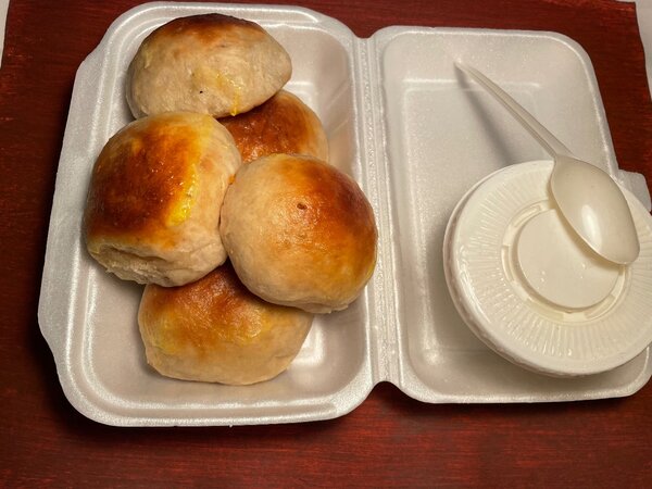 Petits Pains Gourmands avec Sauce