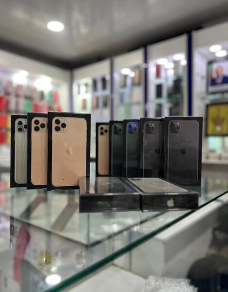 Brand new iPhone 11pro max 64gb