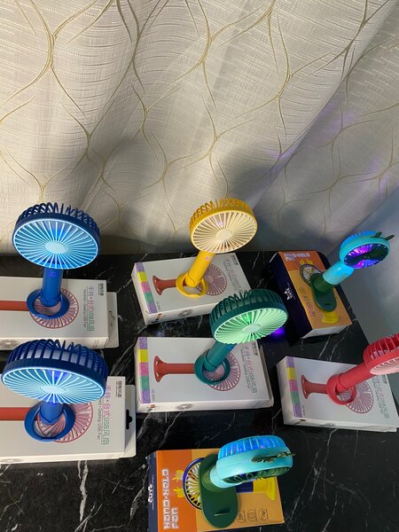 MINI VENTILATEUR RECHARGEABLE