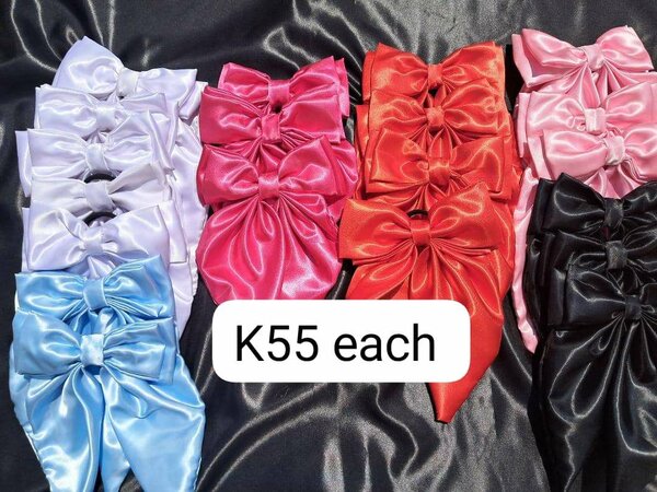 HAIR BOWS