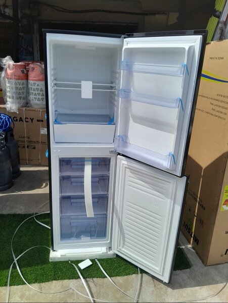 MITSUI DURABLE DOUBLE DOOR FRIDGE 246 LITRES