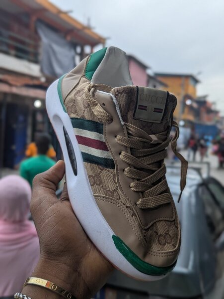 Sneakers tendance en cuir