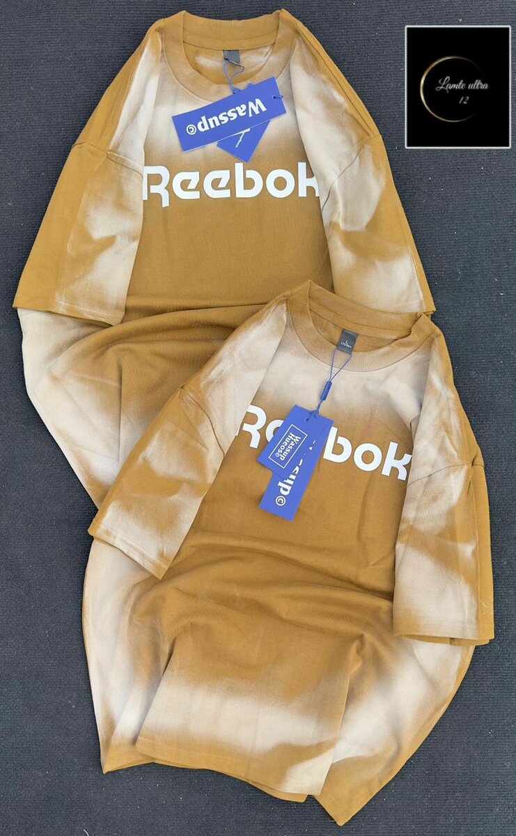 T-shirts décontractés Reebok