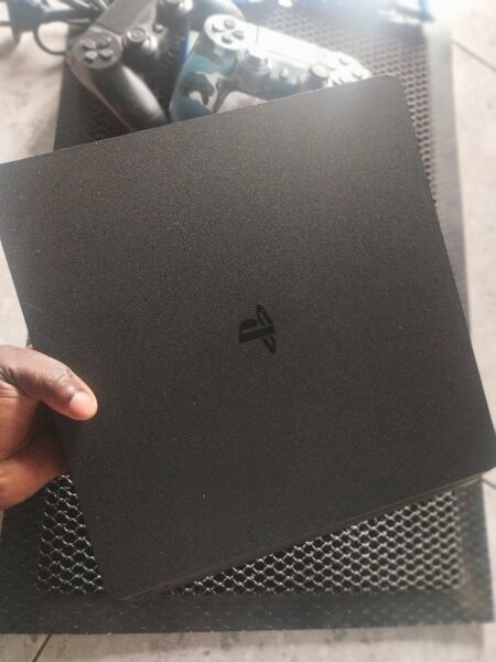Neat ps4 slim