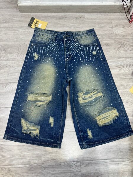 Shorts en jean design artistique