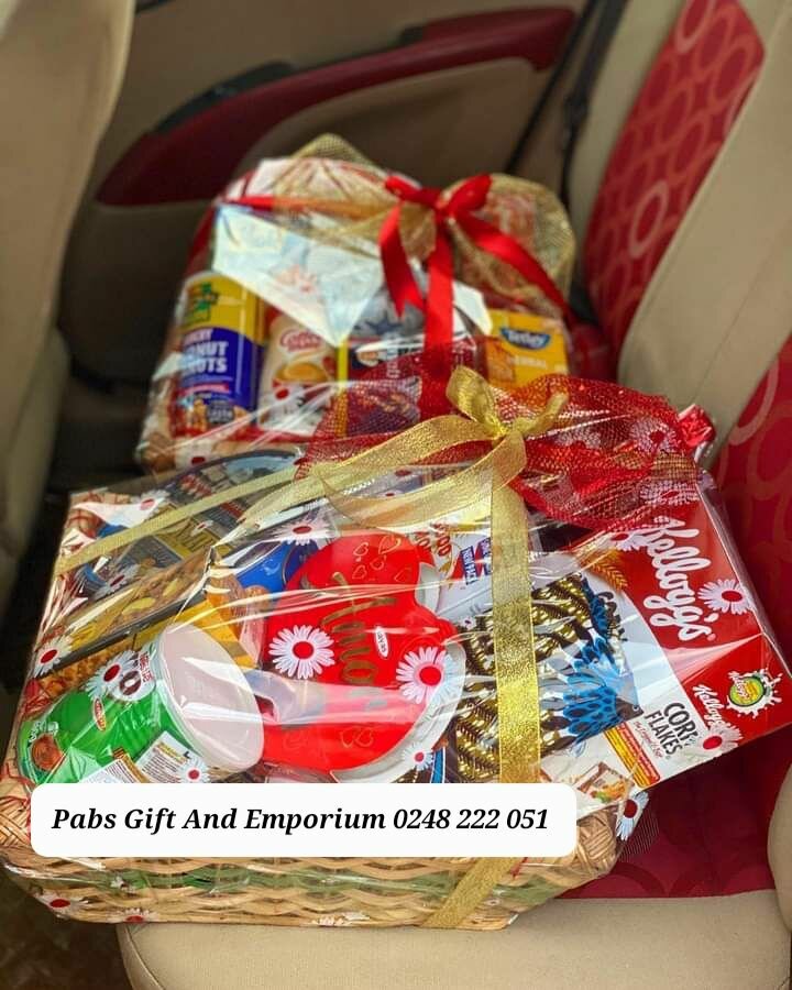 Classy And Affordable Corporate Christmas Gift Hampers