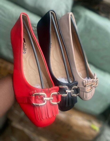 Lovely full shoes available