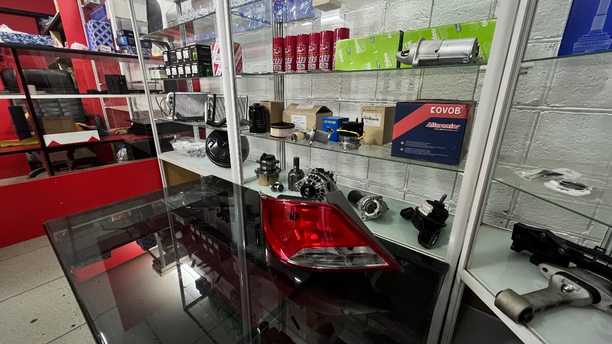 Магазин автозапчастей Auto shop