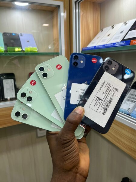 iPhone 12 simple 64 Go