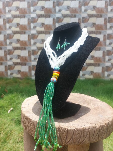 Lollipop  Tie glass necklace