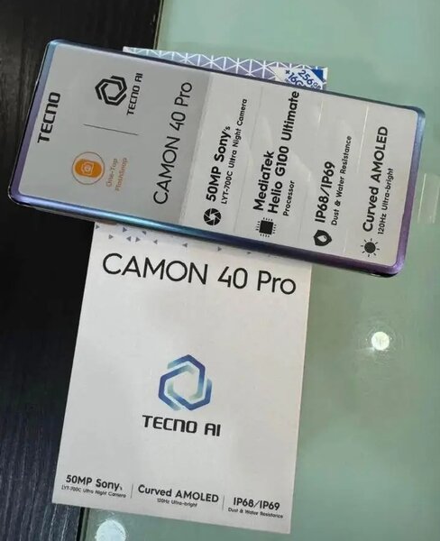 Smartphone Tecno Camon 40 Pro