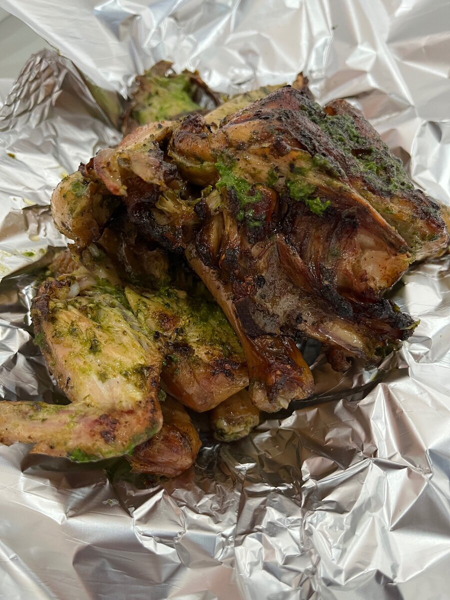 Fonio + un poulet fumé entier