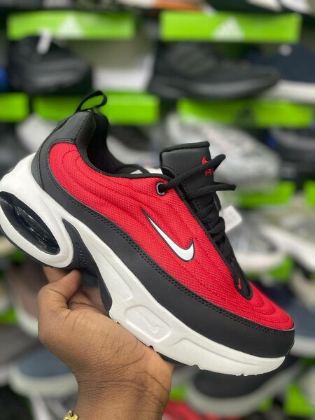Air Nike runners