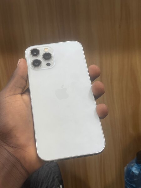 iPhone 12 Pro Max Blanc 128 Go