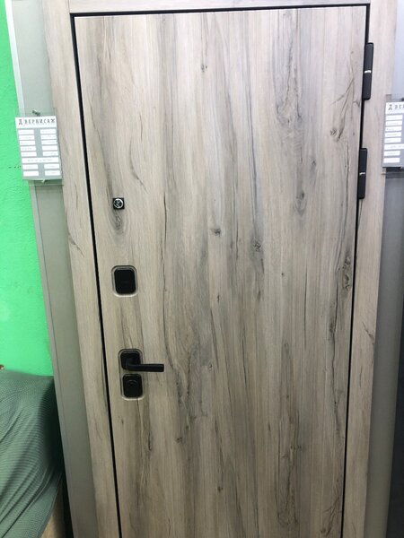 Дверь входная