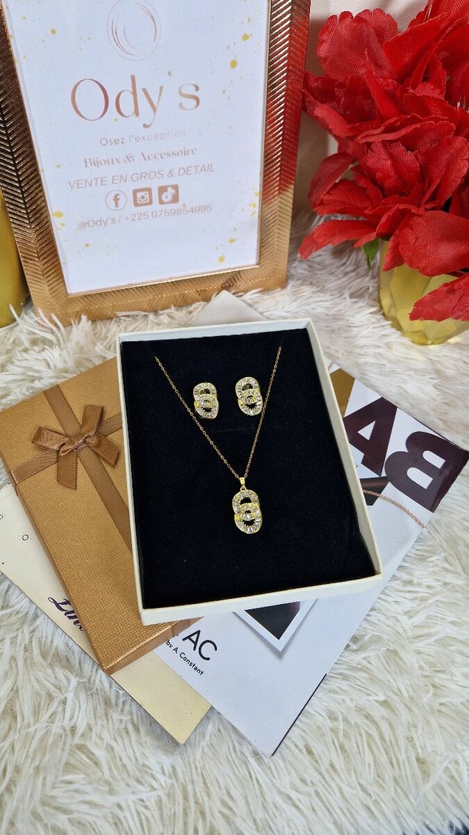 Ensemble Collier et Boucles