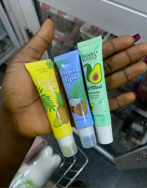 Baumes à lèvres hydratants fruités