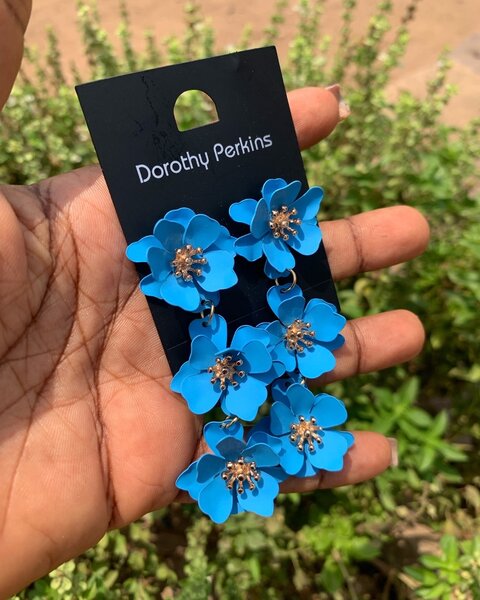 Floral earring (green, blue, orange)